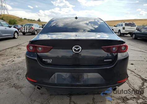 2022 Mazda 3 Premium z USA, uszkodzony, nr VIN 3MZBPBDL0NM309960